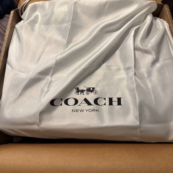 NWT Coach Soft Empire Carryall Bag 40-Brass/Black - Picture 2 of 12